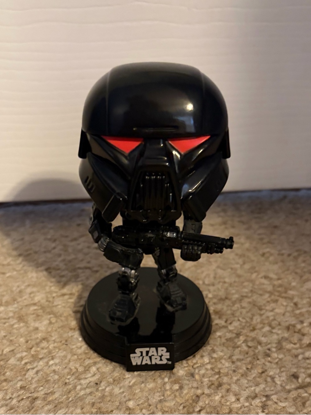 Funko Pop Star Wars The Mandalorian Dark Trooper (Battle) #466